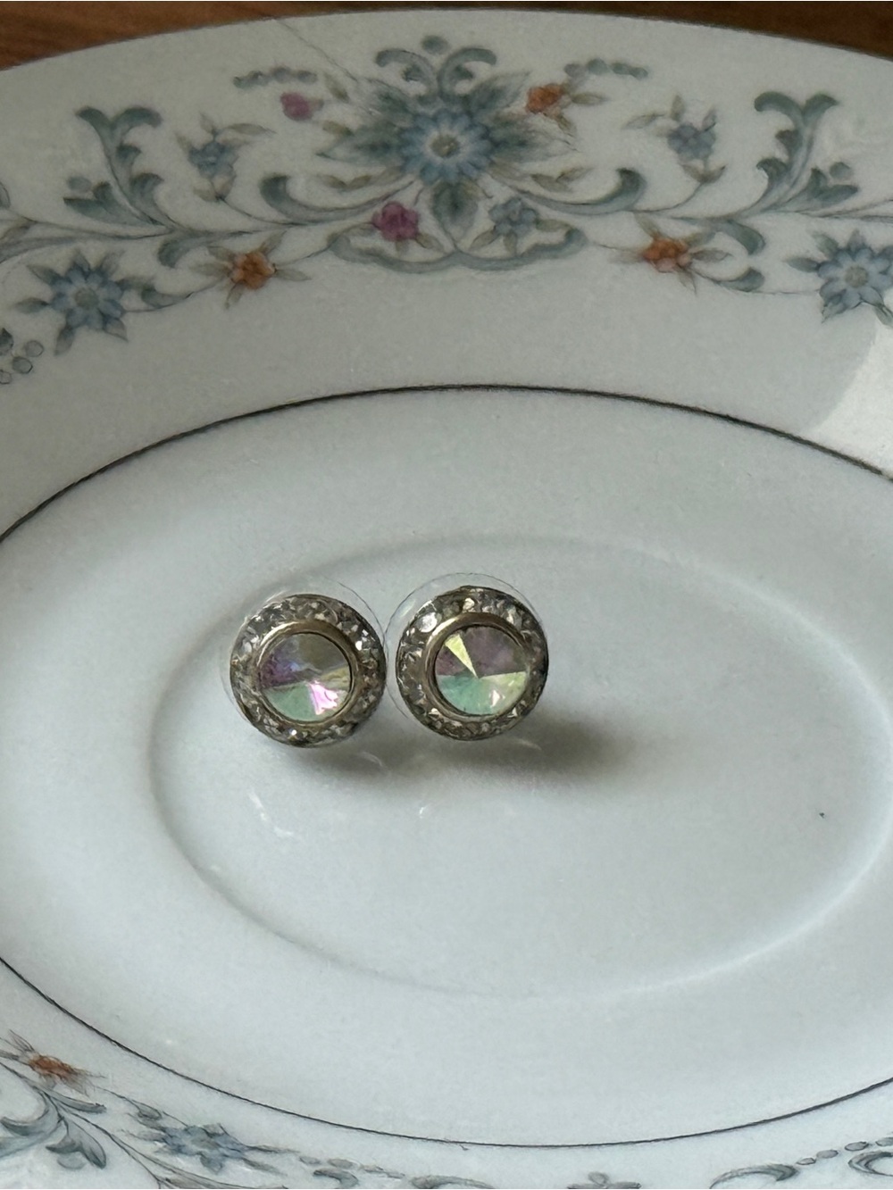 Silver tone Aurora Crystal Stud Earrings - Iridescent